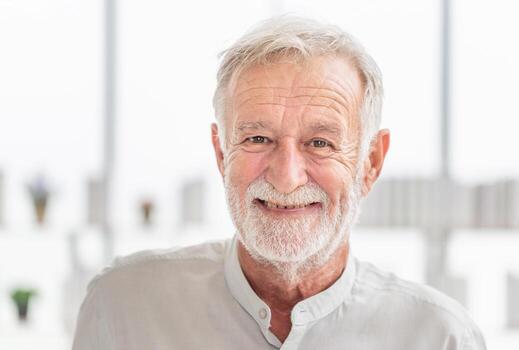 files/portrait-of-happy-senior-man-looking-at-camera-smiling-elderly-caucasian-old-man-photo.jpg